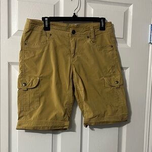 Kuhl Vintage Women's Mustard Cargo Shorts